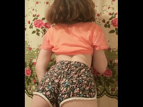 ❤️ Gadis muda seksi menanggalkan celana pendeknya di depan kamera ❤ Video sialan  pada kami id.dreamypassionjourney.ru